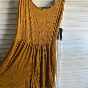 Wild Fable Romper mustard yellow size medium
